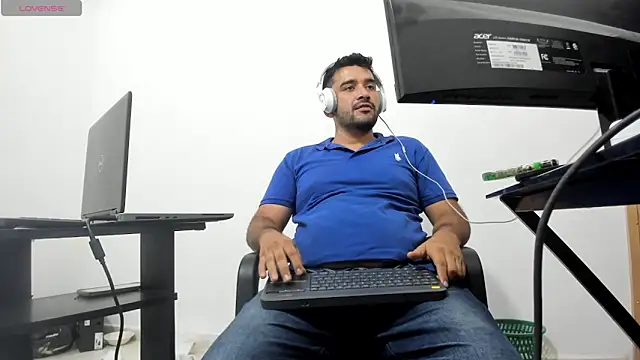 Snapshot of isearchcompany chatting on January 2026 05:09:01 AM isearchcompany online show from January 2026 05:09:01 AM