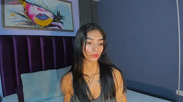 LauraAristizabal online show from June 2026 12:09:02 PM