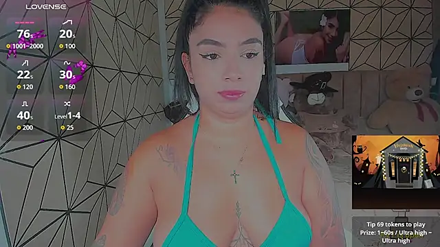 vane lopez  online show from October 2025 05:34:02 PM