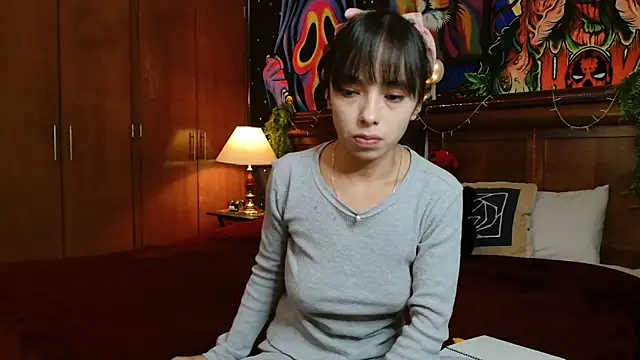 MINI Petite online show from December 2024 06:52:02 AM