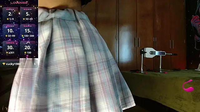 MINI Petite online show from October 2025 06:31:01 PM