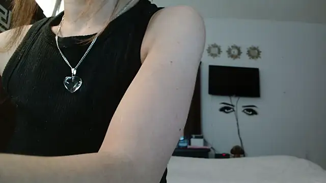 MINI Petite online show from May 2026 06:02:02 PM