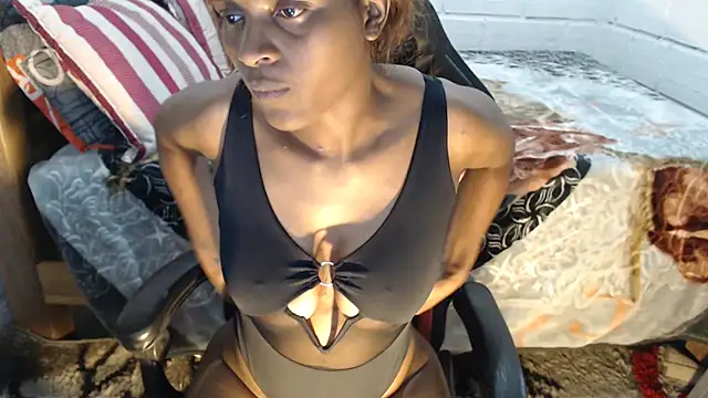 sexyjustin202 online show from June 2026 03:27:02 AM