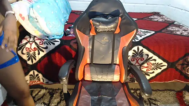 sexyjustin202 online show from June 2026 11:54:01 PM