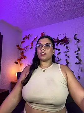 kittylu   online show from November 2025 02:31:02 AM