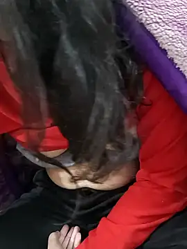 Snapshot of CuteSarikaLIVE chatting on January 2025 10:45:01 AM CuteSarikaLIVE online show from January 2025 10:45:01 AM