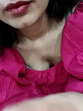 Snapshot of CuteSarikaLIVE chatting on February 2025 07:28:01 AM CuteSarikaLIVE online show from February 2025 07:28:01 AM