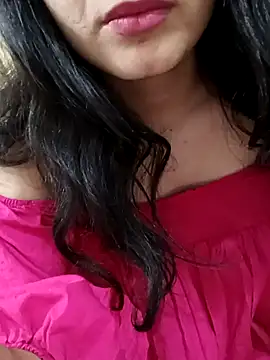 Snapshot of CuteSarikaLIVE chatting on February 2025 10:37:02 AM CuteSarikaLIVE online show from February 2025 10:37:02 AM