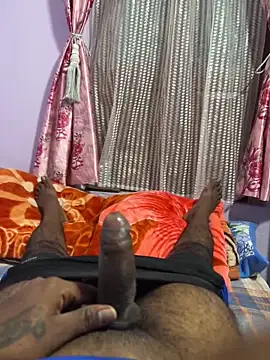 Snapshot of raguram143 chatting on September 2025 04:20:01 PM raguram143 online show from September 2025 04:20:01 PM