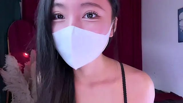 alaia-EDP online show from November 2025 04:28:01 PM