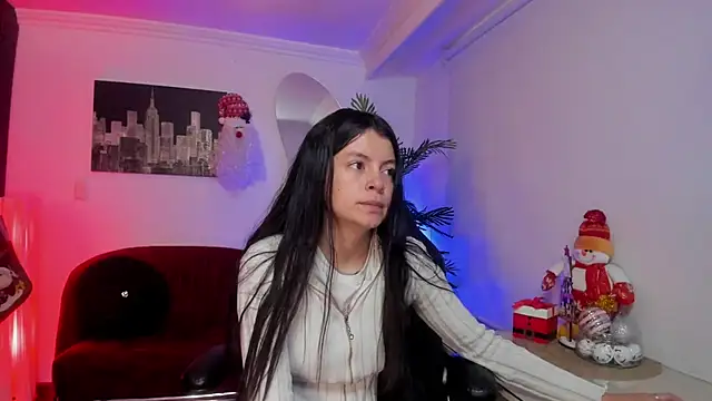 Snapshot of Meghan320 chatting on December 2024 11:33:01 AM Meghan320 online show from December 2024 11:33:01 AM
