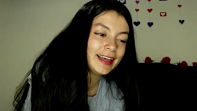 Snapshot of Meghan320 chatting on February 2025 03:56:01 AM Meghan320 online show from February 2025 03:56:01 AM