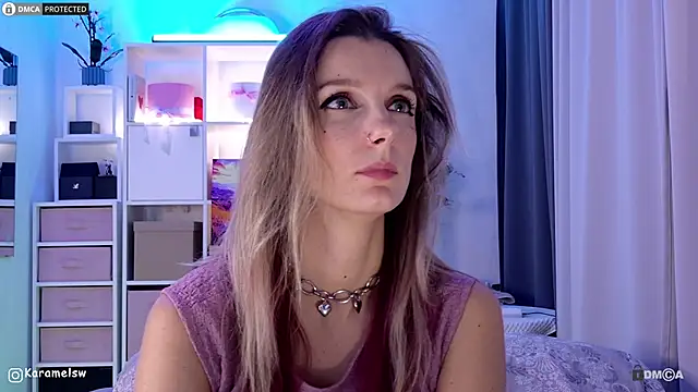 Karamelsw  online show from October 2025 11:09:01 PM