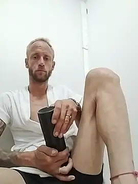 Happypotplants online show from February 2026 11:45:01 PM