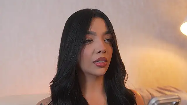 sarah hiill online show from December 2025 09:24:02 PM