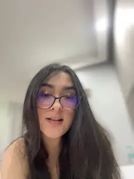 Snapshot of MiahWindsor chatting on January 2025 01:16:02 AM MiahWindsor online show from January 2025 01:16:02 AM