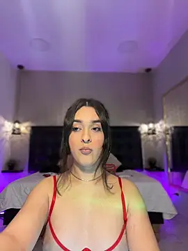 Snapshot of MiahWindsor chatting on June 2026 08:10:01 PM MiahWindsor online show from June 2026 08:10:01 PM