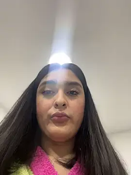 Snapshot of MiahWindsor chatting on July 2026 10:23:01 PM MiahWindsor online show from July 2026 10:23:01 PM