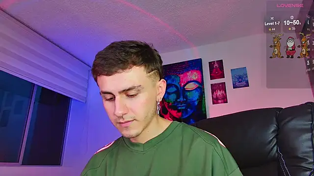 Snapshot of dimitri-bilak chatting on December 2025 11:02:01 PM dimitri-bilak online show from December 2025 11:02:01 PM