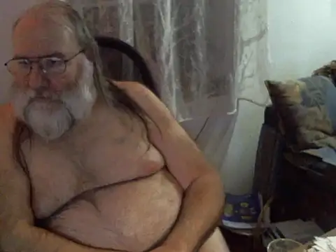 Snapshot of SexySantaC chatting on December 2024 10:01:02 PM SexySantaC online show from December 2024 10:01:02 PM