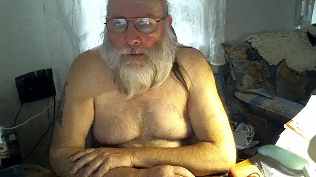 Snapshot of SexySantaC chatting on October 2025 02:58:02 PM SexySantaC online show from October 2025 02:58:02 PM