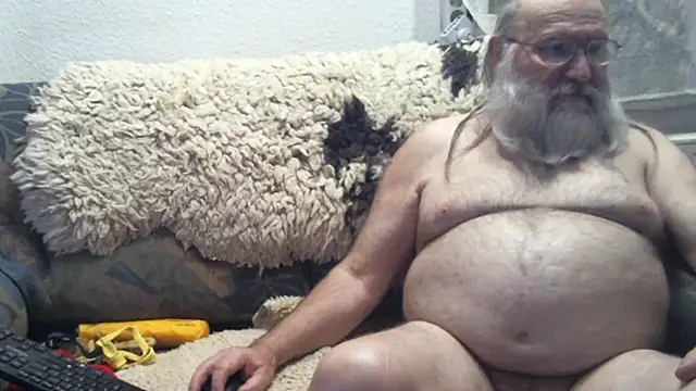 Snapshot of SexySantaC chatting on October 2025 08:09:01 PM SexySantaC online show from October 2025 08:09:01 PM