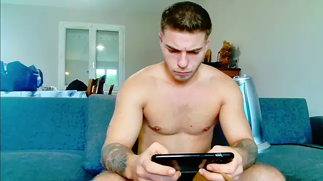 Elkafit28 online show from December 2024 11:33:02 AM