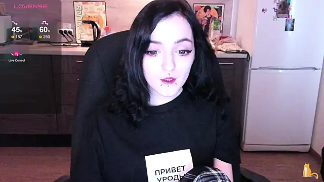 Snapshot of spticc chatting on October 2025 08:18:01 AM spticc online show from October 2025 08:18:01 AM