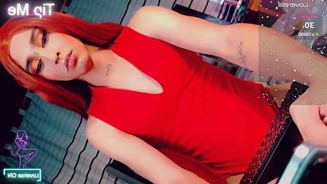 Snapshot of CharlotteBigCock chatting on February 2025 07:14:01 PM CharlotteBigCock online show from February 2025 07:14:01 PM