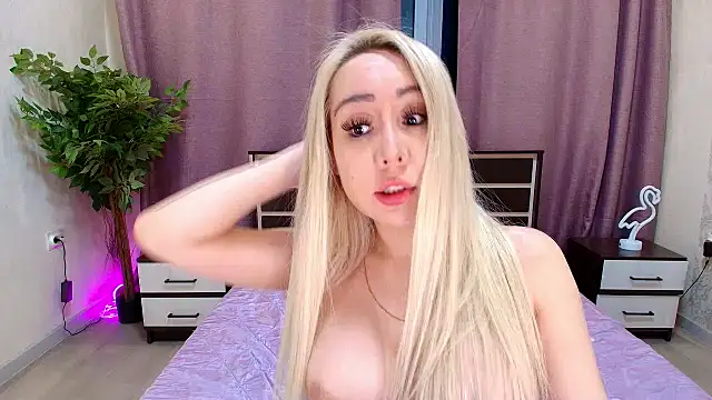 Snapshot of Yulianna_Smith chatting on May 2026 06:27:01 PM Yulianna Smith online show from May 2026 06:27:01 PM
