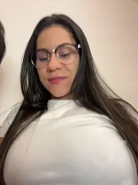 Reggie-Liam online show from December 2024 11:39:01 PM