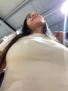 Reggie-Liam online show from December 2024 08:03:02 PM