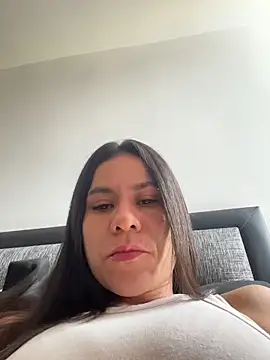 Reggie-Liam online show from June 2026 08:19:02 PM