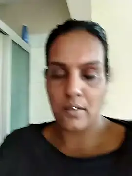 NWC4LYF online show from October 2025 07:07:01 AM