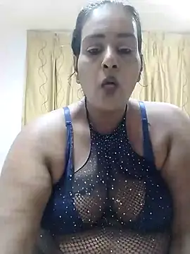 NWC4LYF online show from May 2026 08:15:01 PM