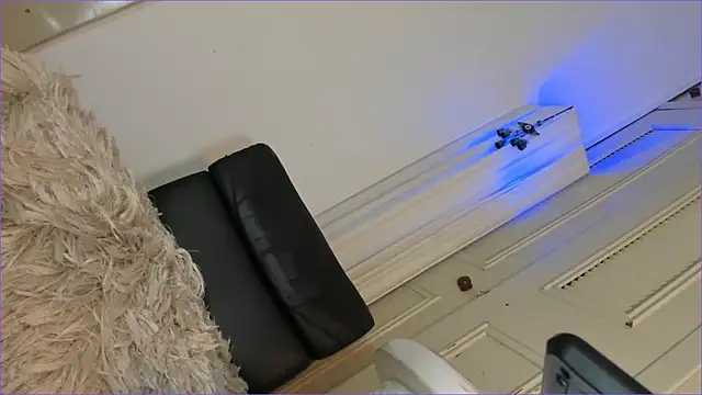 Snapshot of MistressMichell chatting on January 2025 08:24:01 PM MistressMichell online show from January 2025 08:24:01 PM