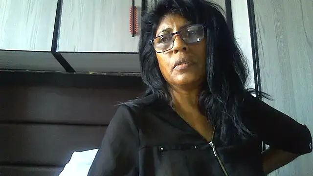 MsAttitude online show from January 2025 08:13:02 AM