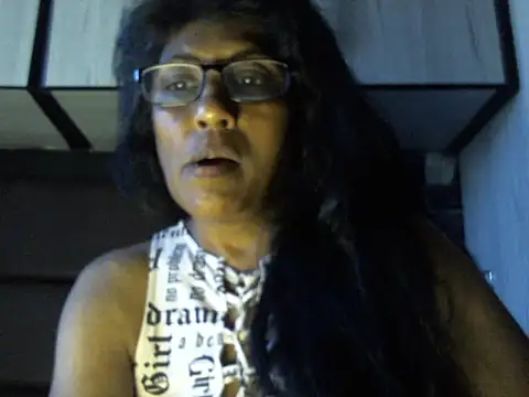 Snapshot of MsAttitude chatting on April 2026 07:00:01 AM MsAttitude online show from April 2026 07:00:01 AM