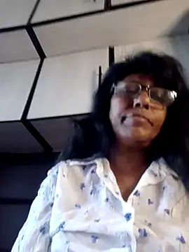 Snapshot of MsAttitude chatting on April 2026 08:46:01 AM MsAttitude online show from April 2026 08:46:01 AM