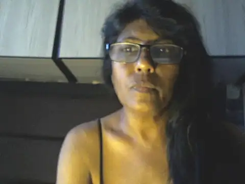 Snapshot of MsAttitude chatting on May 2026 09:14:01 AM MsAttitude online show from May 2026 09:14:01 AM