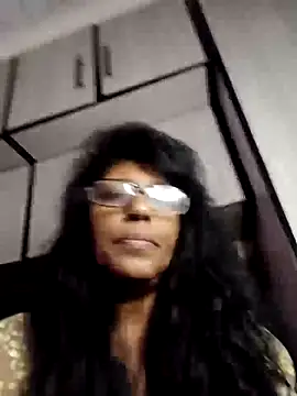Snapshot of MsAttitude chatting on May 2026 11:16:02 AM MsAttitude online show from May 2026 11:16:02 AM