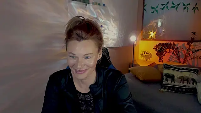MistyBarnes online show from May 2026 04:04:02 PM