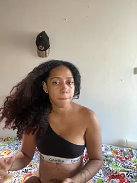 Snapshot of Miley_and_Vash chatting on January 2025 08:36:02 PM Miley and Vash online show from January 2025 08:36:02 PM