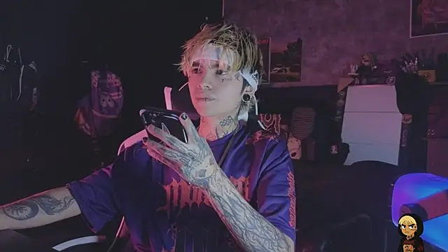 AcidMilo online show from May 2026 11:57:02 PM