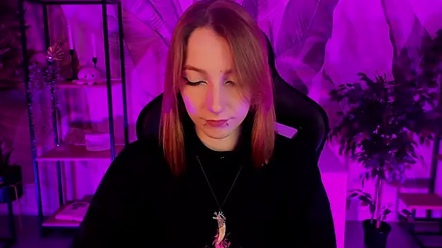 Snapshot of PrettyReckess chatting on December 2024 08:09:02 AM PrettyReckess online show from December 2024 08:09:02 AM