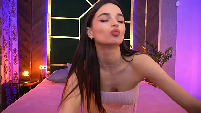 LittleeCutee online show from March 2025 10:37:01 AM