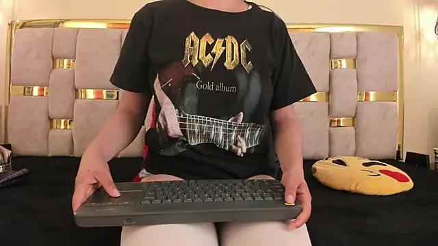 ttata 3 online show from March 2025 10:34:02 PM