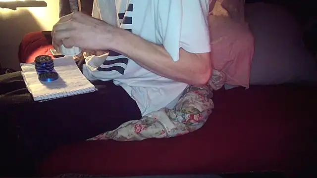 Snapshot of xxxTony999 chatting on December 2024 05:38:02 AM xxxTony999 online show from December 2024 05:38:02 AM