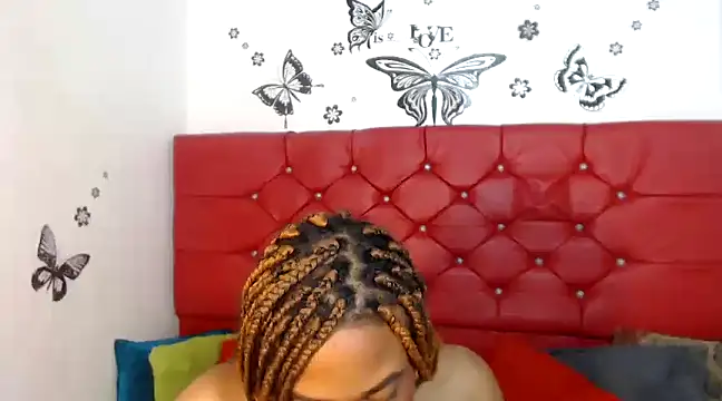 Snapshot of dirtydolltsx chatting on January 2025 07:39:02 AM dirtydolltsx online show from January 2025 07:39:02 AM