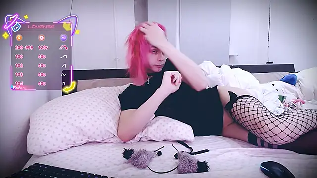 Littlepinkcat online show from January 2026 02:04:02 AM